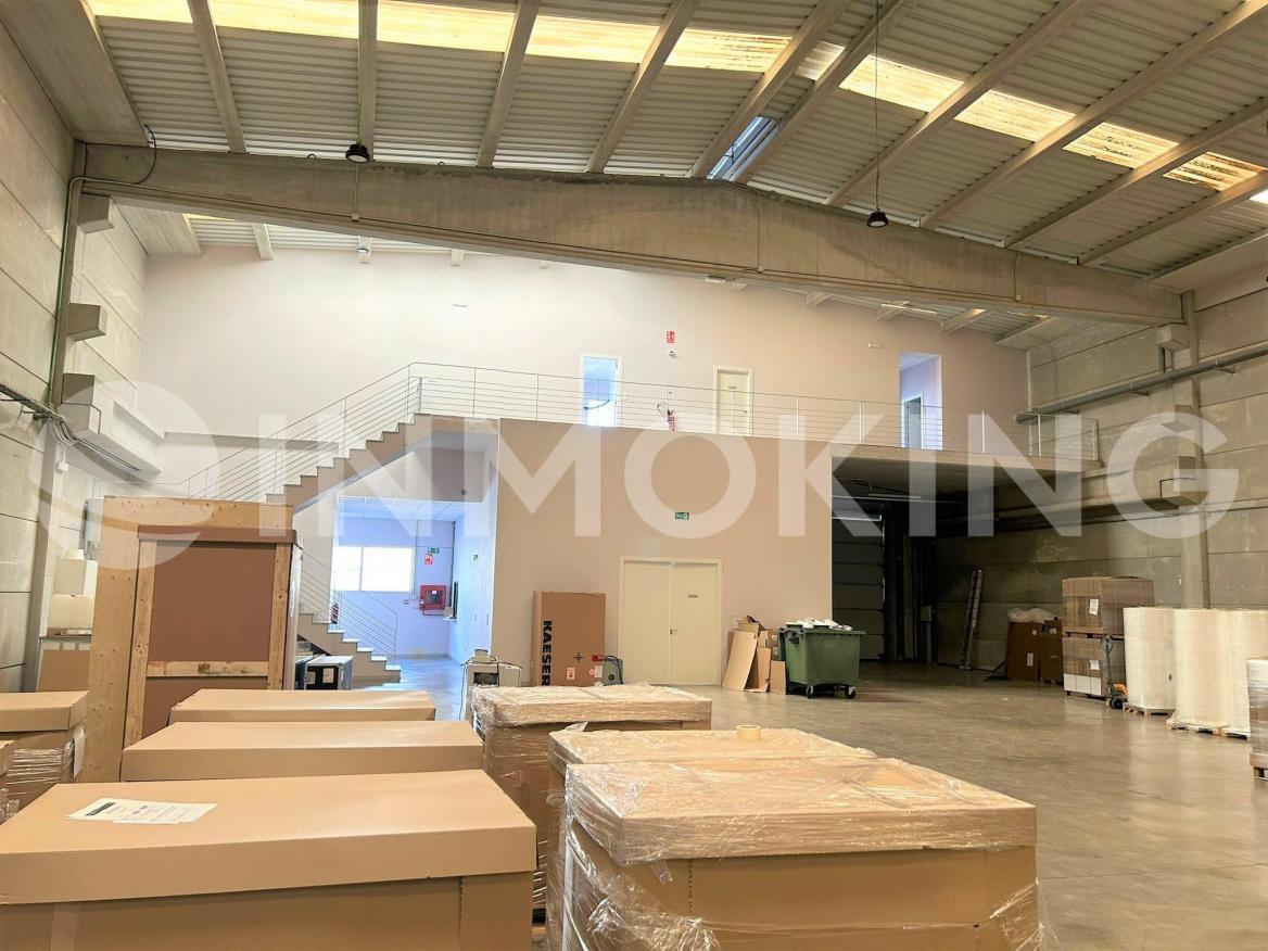 Foto de la propiedad Nave industrial en alquiler, Táctica, Paterna